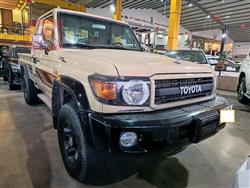 Toyota Land Cruiser 70 Pickup